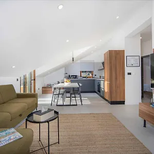 Oleander Urban Suites, High-speed Internet, At 250, Pet Friendly , Trogir Croatie
