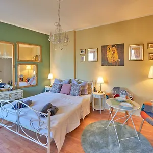 Old Romantic With Free Private Parking , Pula Croatie